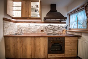 Fridge, dishwasher, coffee/tea maker, cookware/dishes/utensils - Apartments Berna 167A (Ortisei)