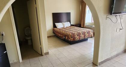 HomeTown Inn and Suites