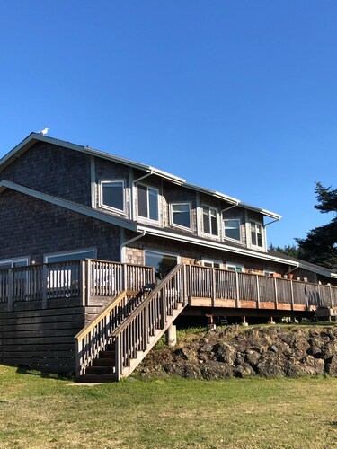 Beach House Getaway  wowzers!! View of ocean from almost the entire house. 