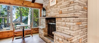 Rare Muskoka Chalet Suite - B8
