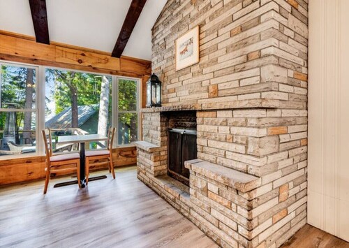 Rare Muskoka Chalet Suite - A3