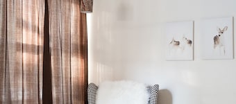 Rare Muskoka Chalet Suite - B6