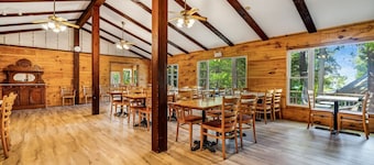 Rare Muskoka Chalet Suite - B6