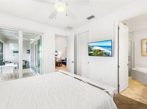 6 bedrooms, bed sheets