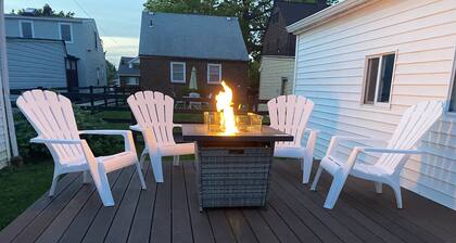 5 minutes from major highways, close to EVERYTHNIG!