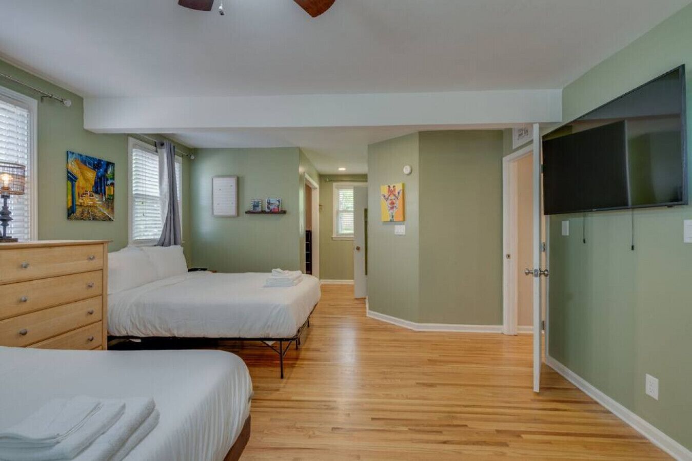 2 slaapkamers, een bureau, gratis wifi, beddengoed