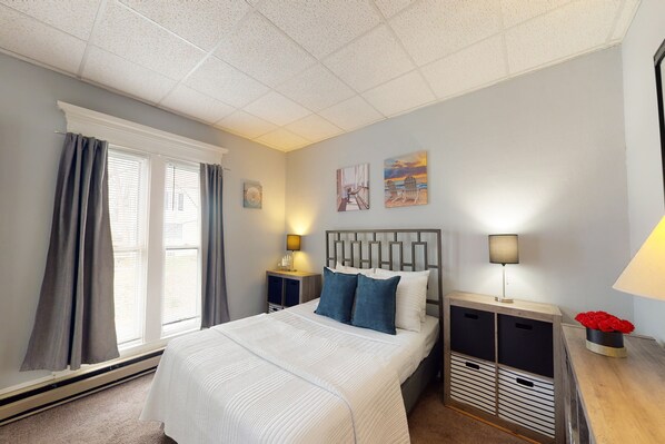 2 habitaciones, tabla de planchar con plancha y internet gratis 