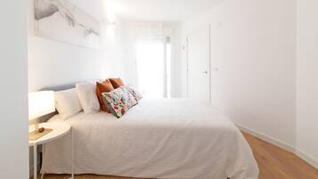 2 Schlafzimmer, Bügeleisen/Bügelbrett, WLAN, Bettwäsche