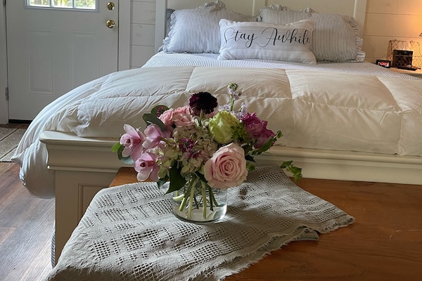 1 bedroom, desk, iron/ironing board, free WiFi