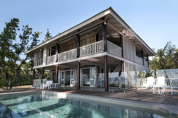 Magic Beach House - Exterior of property from the beach