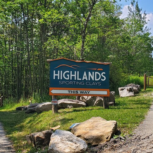 Seven Springs Mtn. Villas Condo - Ski, Golf, Hike, Sporting Clays, & Relaxation!