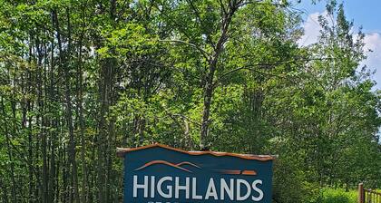 Seven Springs Mtn. Villas Condo - Ski, Golf, Hike, Sporting Clays, & Relaxation!