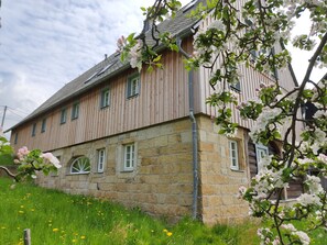 Exterior - Vacation apartment Hohe Liebe- In the heart of Saxon Switzerland- max. 3 persons (Sebnitz)