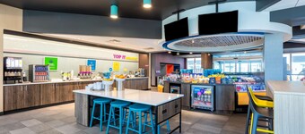 Tru by Hilton Port St. Lucie Tradition