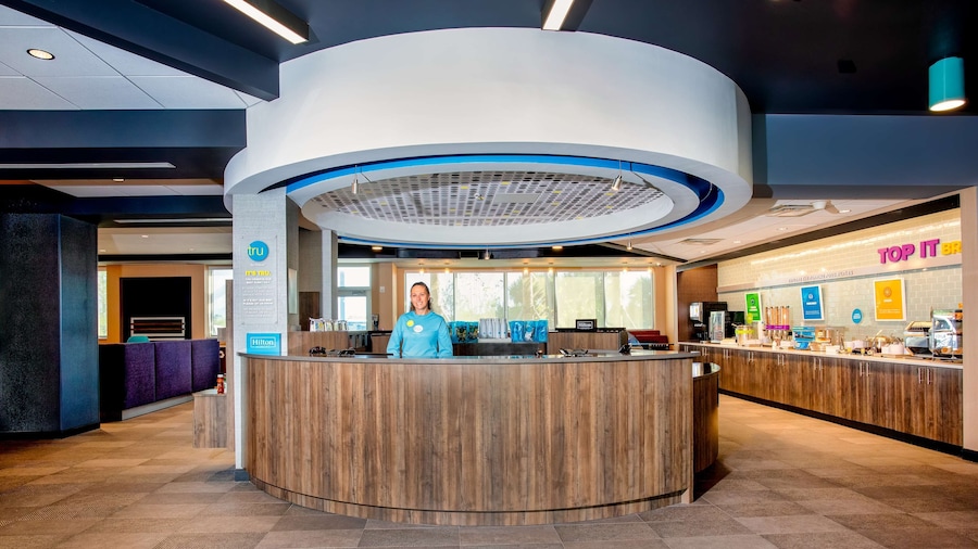 Tru by Hilton Port St. Lucie Tradition