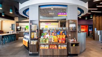 Snack bar