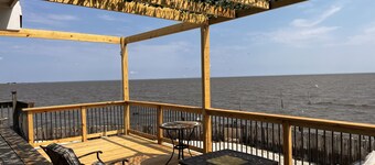 Little house packs a punch on Delaware Bay NJ