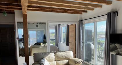 little house packs a punch on Delaware Bay NJ