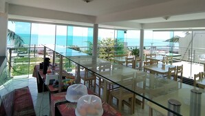 Kaffee und/oder Kaffeemaschine