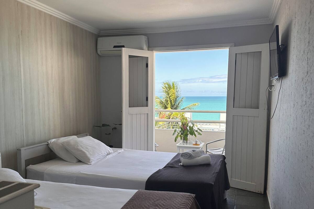 Chambre Triple | Literie hypoallergénique, Wi-Fi gratuit, draps fournis