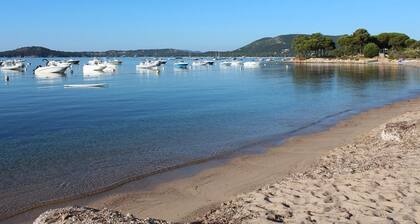 GRANDE BERGERIE, PISCINE PRIVEE CHAUFFĂE, VUE MER, A 500M PLAGE