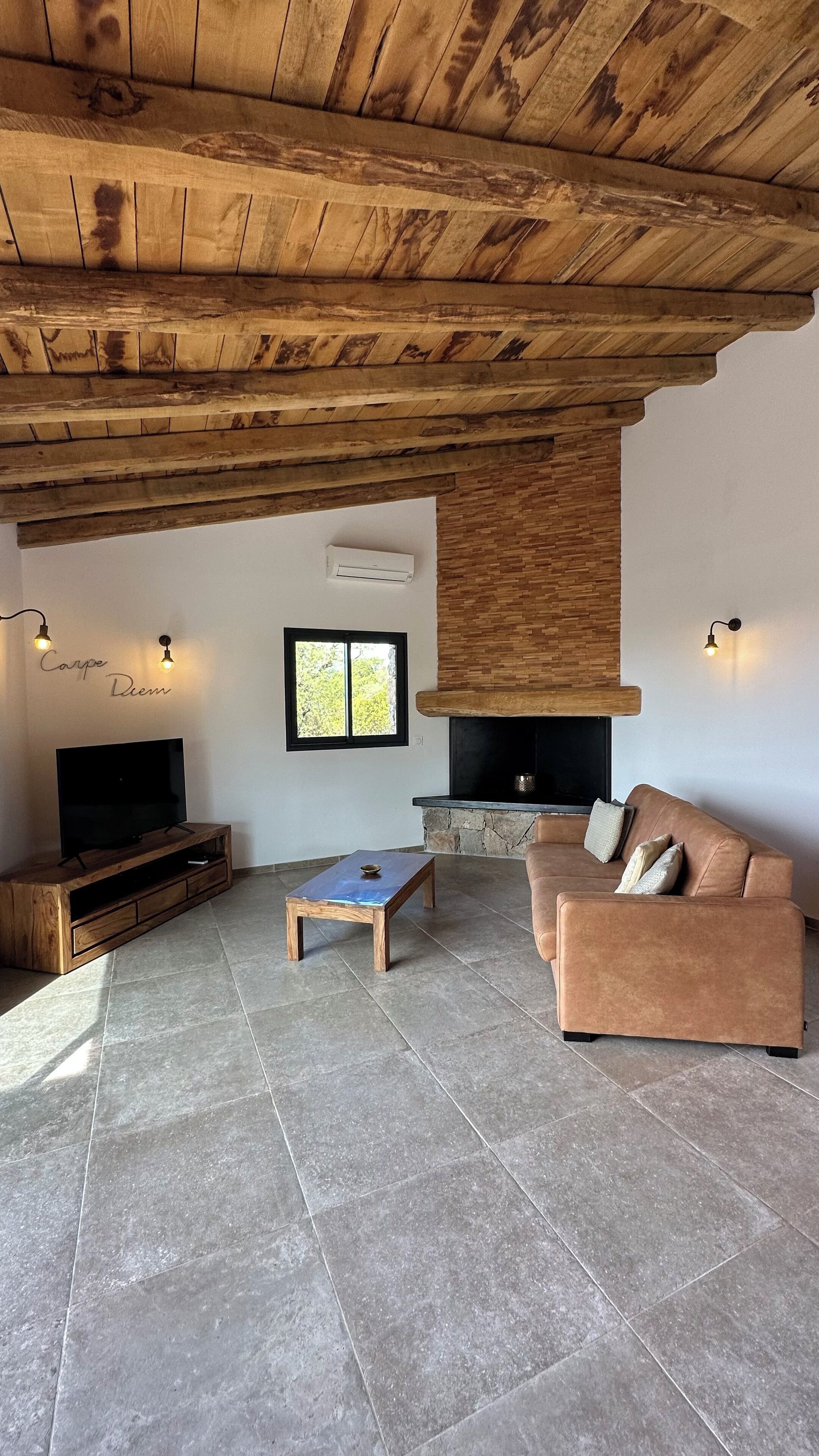 TV, fireplace, DVD player, stereo