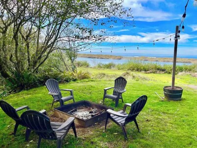 Shore Acres Ocean View Cabin and Retreat Space