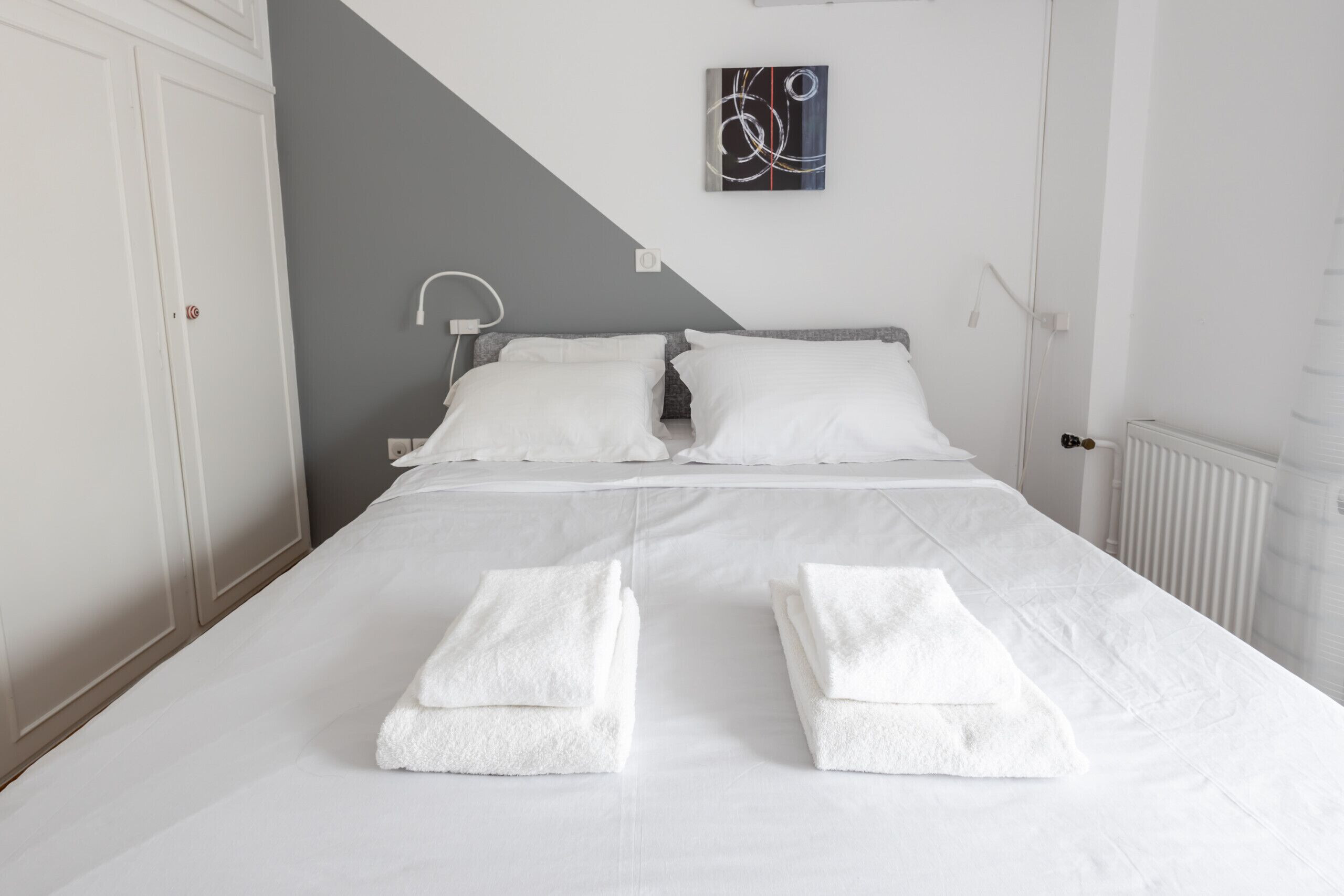 1 chambre, fer et planche à repasser, Wi-Fi gratuit, draps fournis