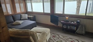 TV, fireplace, DVD player, books
