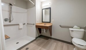 Bathroom - My Place Hotel (Kalispell)