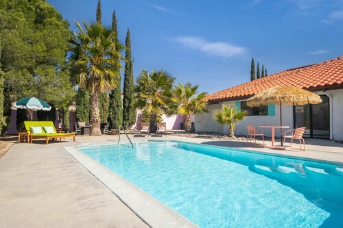 Mountain Views, Pool Heat, Outdoor Kitchen, Arcade