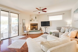 Tv, pejs, stereoanlæg