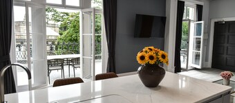 Victoria Colonnade ApartHotel