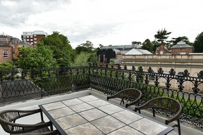 Apartamento Grand | Terraza o patio