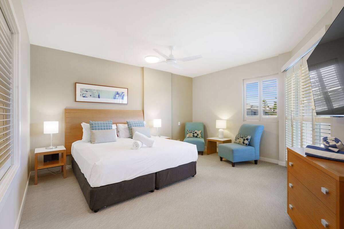 Individually decorated, individually furnished, iron/ironing board