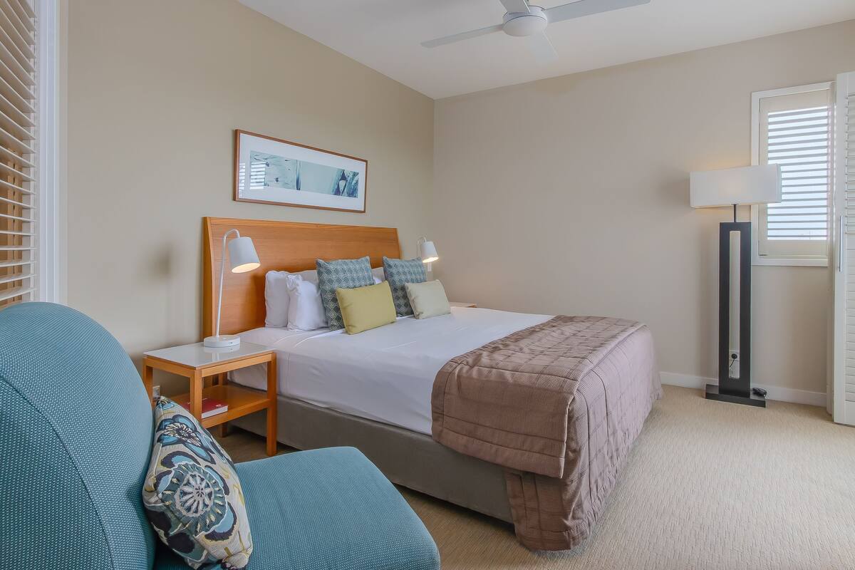 Individually decorated, individually furnished, iron/ironing board