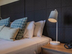 One Bedroom Spa Suite | Individually decorated, individually furnished, iron/ironing board - The Pool Resort Kingscliff - Private Apartments by Holiday Management Co (Kingscliff)