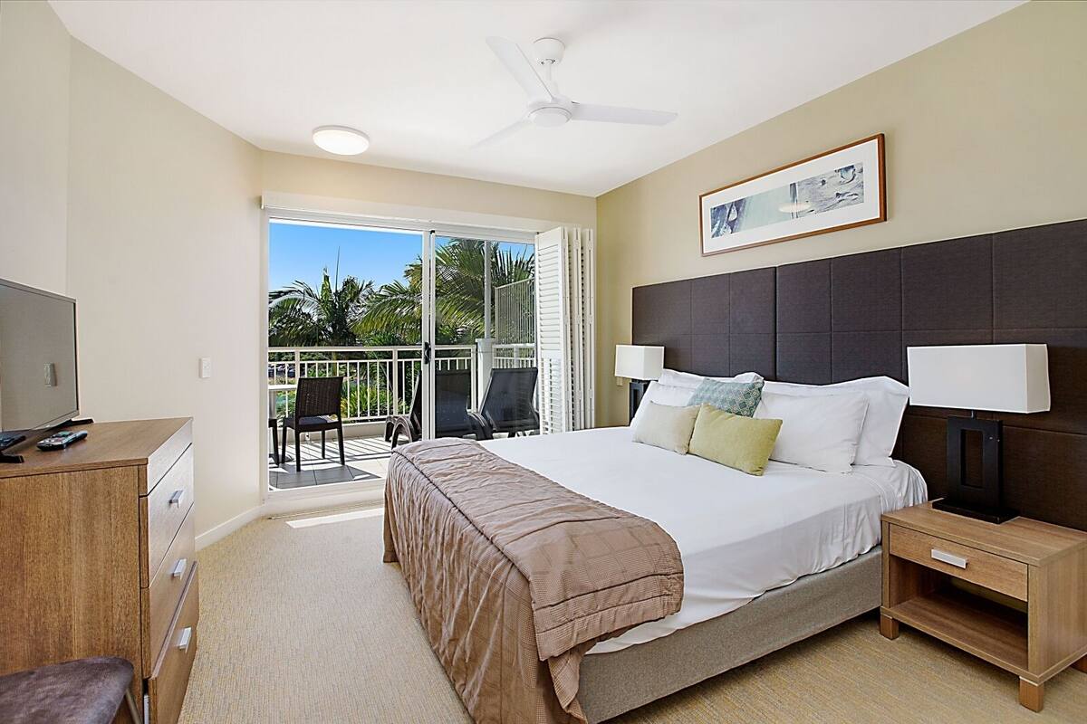 Individually decorated, individually furnished, iron/ironing board