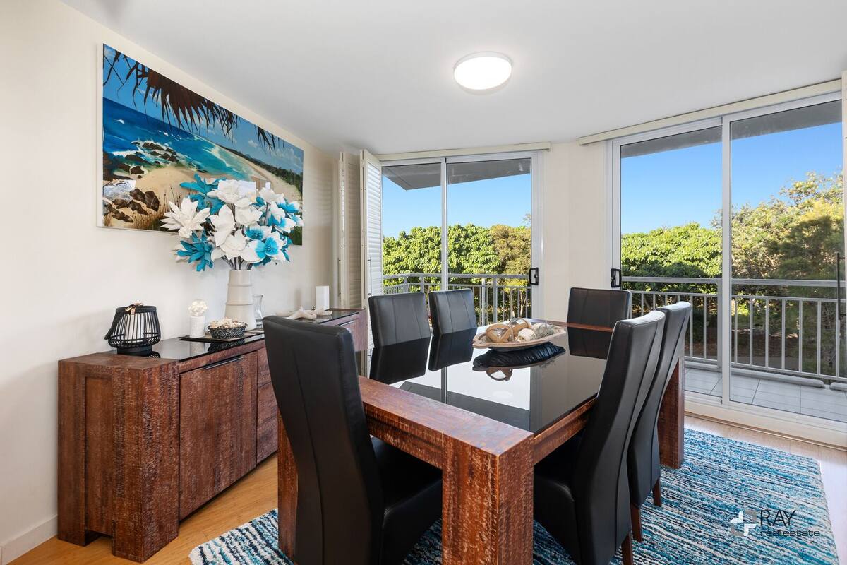 Two Bedroom Club Suite | Living area | 32-inch Smart TV with digital channels