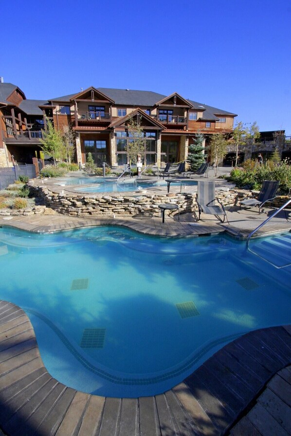 Indoor pool, outdoor pool