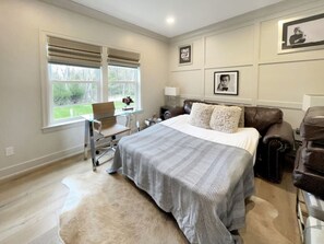 6 habitaciones, escritorio y tabla de planchar con plancha 