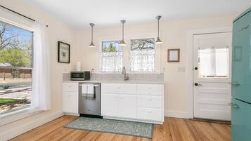 微波炉、炉灶、洗碗机、茶具/咖啡用具