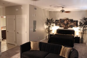 1 Schlafzimmer, WLAN, Bettwäsche