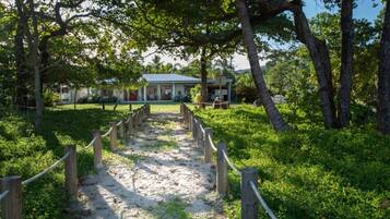 Jardines del alojamiento
