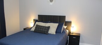 3/2 Modern Valrico Entire Home. Pet-Friendly!