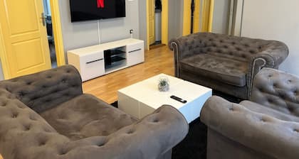 Spacious apartment-5 minutes from the city center!