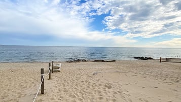 Beach nearby, sun loungers