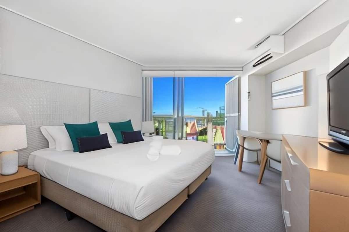 Individually decorated, individually furnished, free WiFi, bed sheets