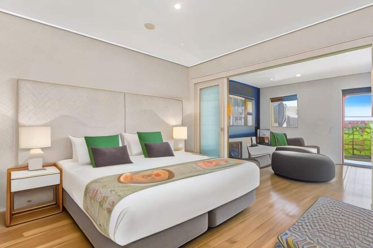 Individually decorated, individually furnished, free WiFi, bed sheets