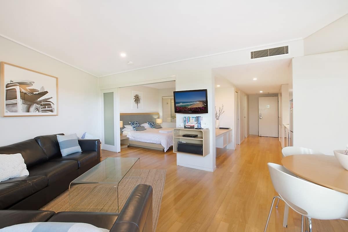 1 habitación, decoración personalizada y muebles diferentes